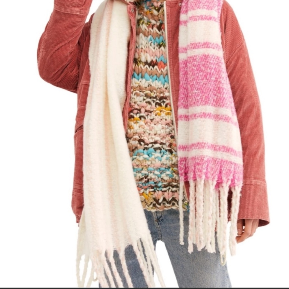 Free People Scarf - Picture 3 of 6